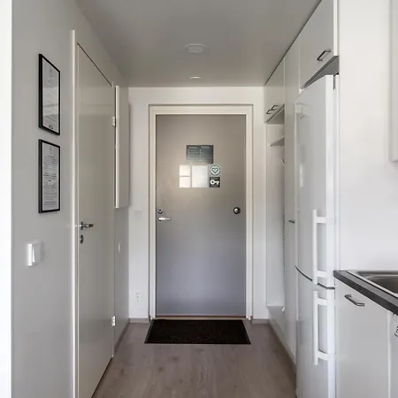 Hiisi Homes Masala Seppae-kallen Kuja * 基尔科努米