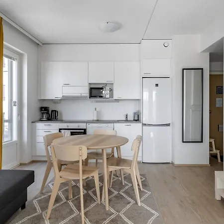 아파트 Hiisi Homes Masala Seppae *